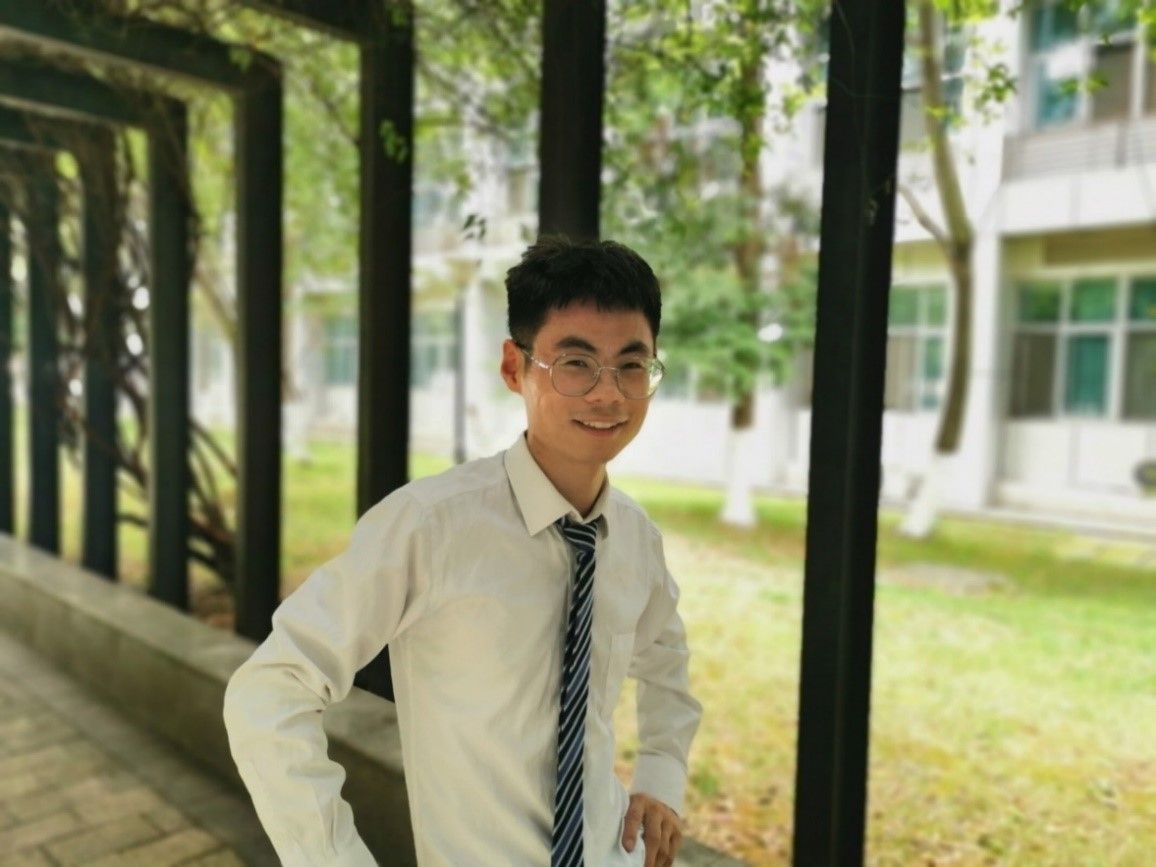 学业奖学金一等奖、校级优秀研究生和2021年博士研究生学业奖学金一等奖。书山有路勤为径农学院副院长杨