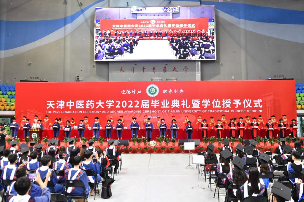 E074E725F72355CAC355BEBDA7F_399FC969_21CA6.jpg E074E725F72355CAC355BEBDA7F_399FC969_21CA6.jpg