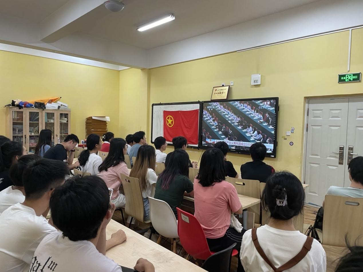 100周年.jpg