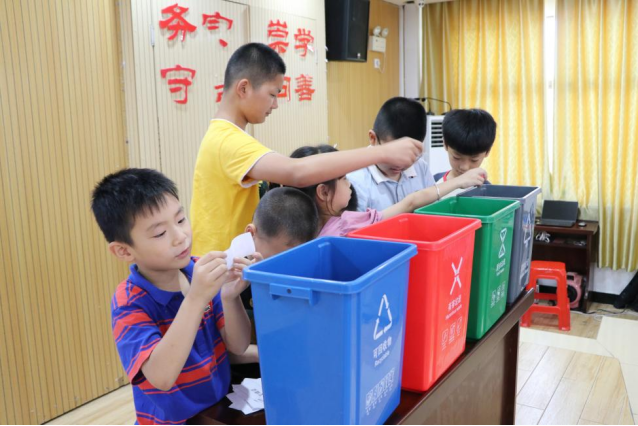理论之花结出实践之果——工商管理学院“红色家园”暑期社会实践活动1091.png