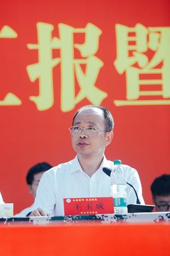 学校成功举行2024级新生军训成果汇报暨总结表彰大会12.jpg