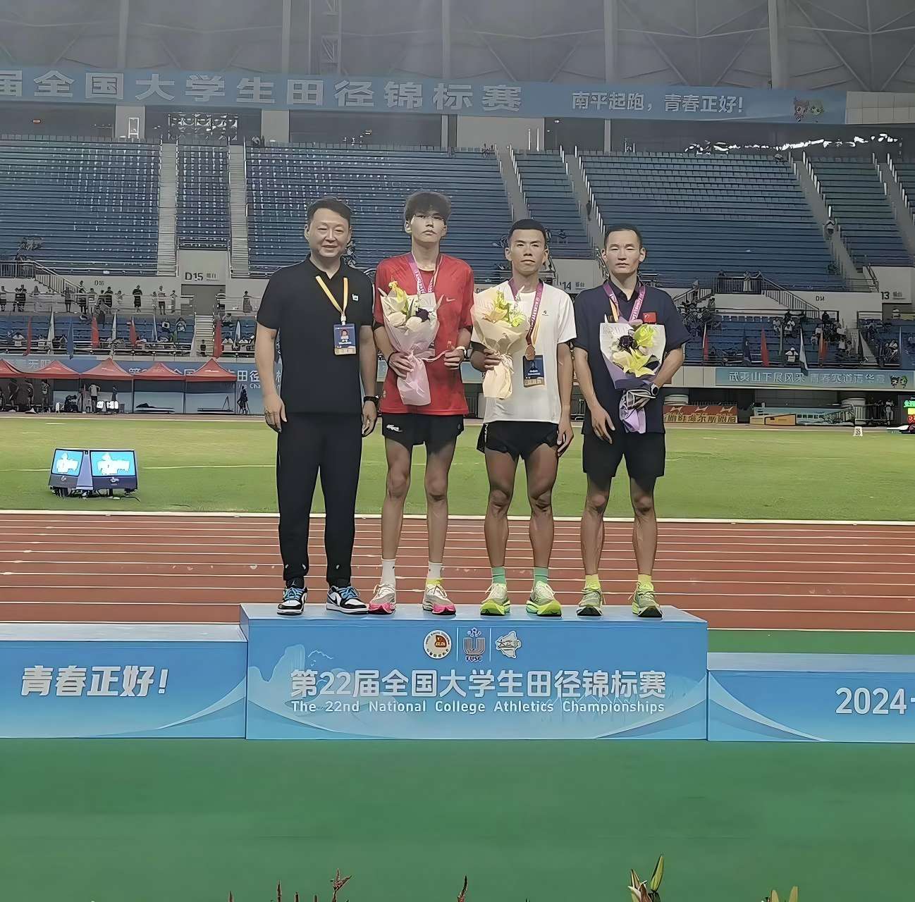 学校在第22届大学生田径锦标赛中获佳绩2.jpg
