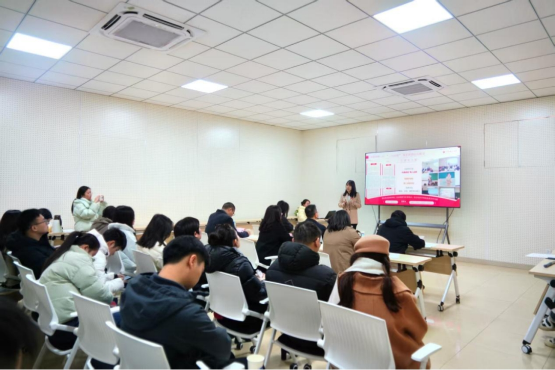 第十二届“十佳辅导员”评选现场展示活动圆满落幕